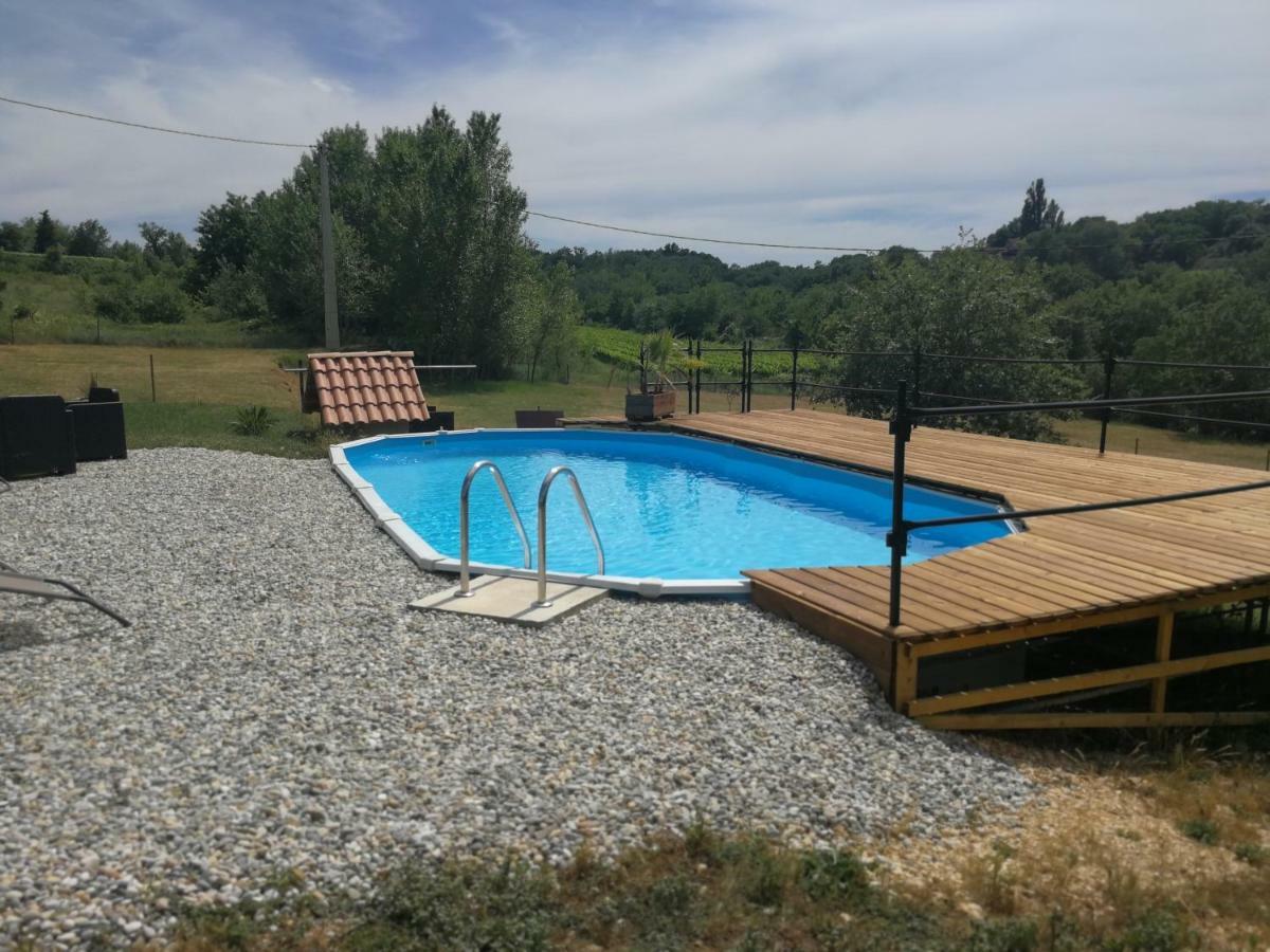 Mas Des Gardies Saint-Julien-de-Peyrolas Exterior photo
